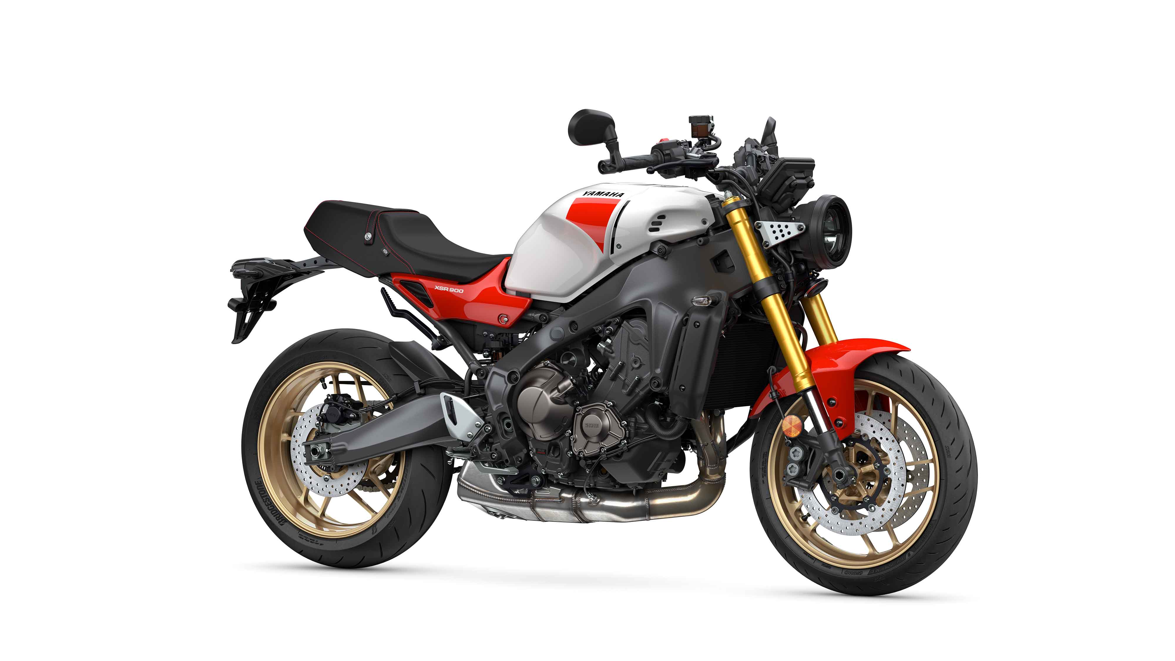 Yamaha XSR900 2025